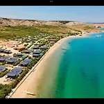 Camping Lunabay Spiritos Mobile Home, Terra Park Spiritos Kolan