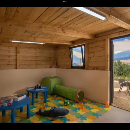 Campsite Lunabay Spiritos Mobile Home, Terra Park Spiritos Kolan