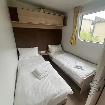 Lunabay Spiritos Mobile Home, Terra Park Spiritos Campsite Kolan